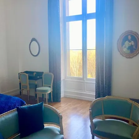 Chateau De Puycharnaud