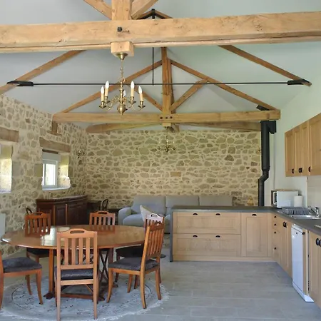 Bed & Breakfast Chateau De Puycharnaud 3*