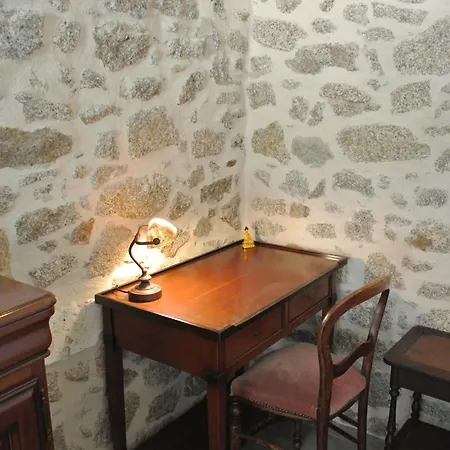 住宿加早餐酒店 Chateau De Puycharnaud 3*