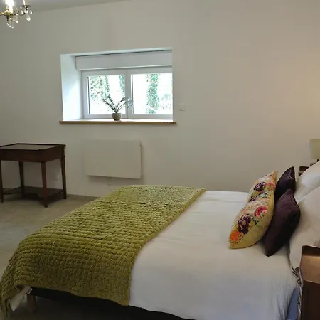 Bed & Breakfast Chateau De Puycharnaud Lacaud