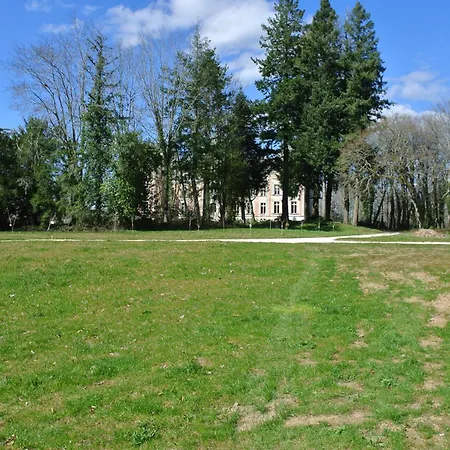 Chateau De Puycharnaud