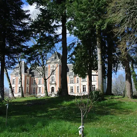 Chateau De Puycharnaud Lacaud