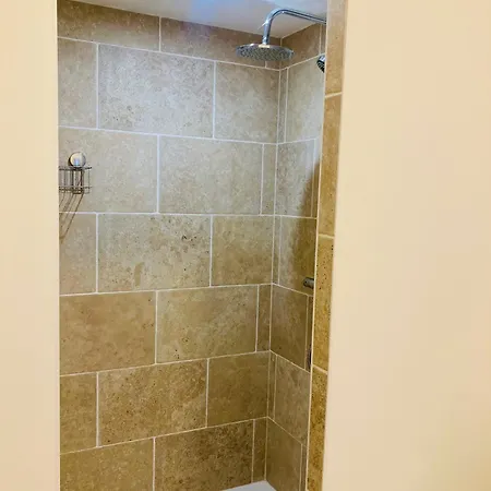 Chateau De Puycharnaud Lacaud