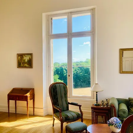 Bed & Breakfast Chateau De Puycharnaud 3*