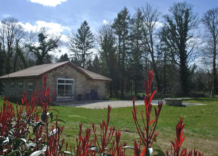 Alojamento de Acomodação e Pequeno-almoço Château De Puycharnaud